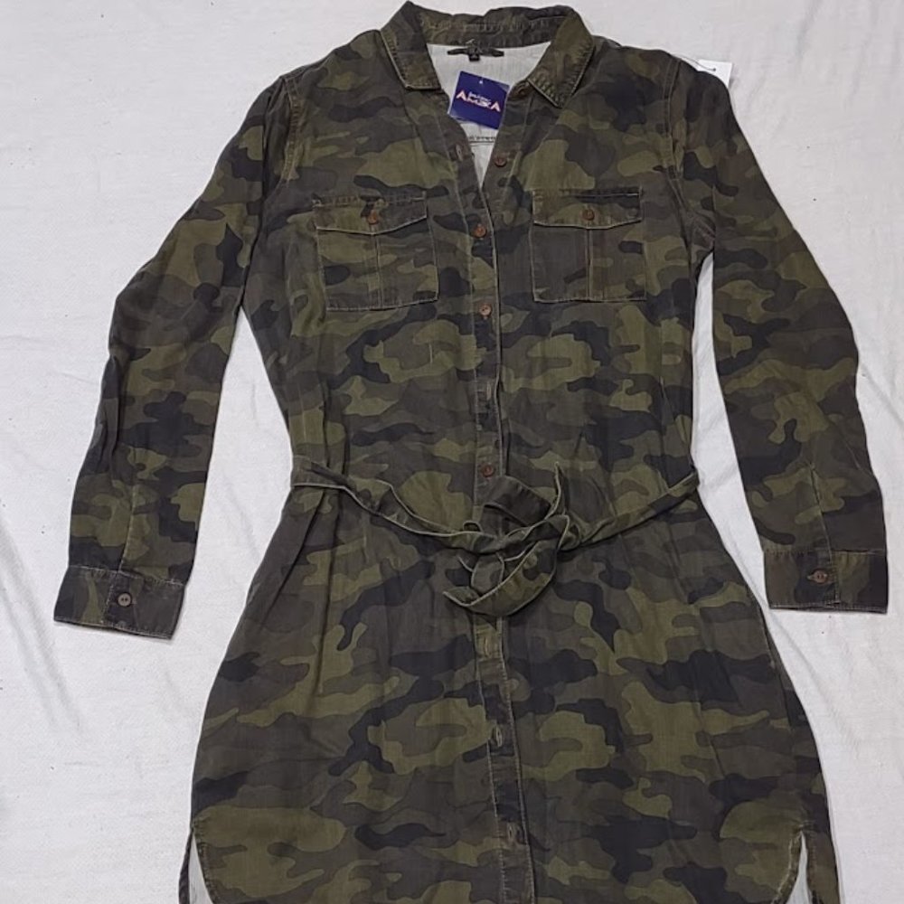 SP BLACK LABEL GREEN CAMOUFLAGE PRINT BUTTON FRONT SHIRT DRESS TIE FRONT, SIZE M